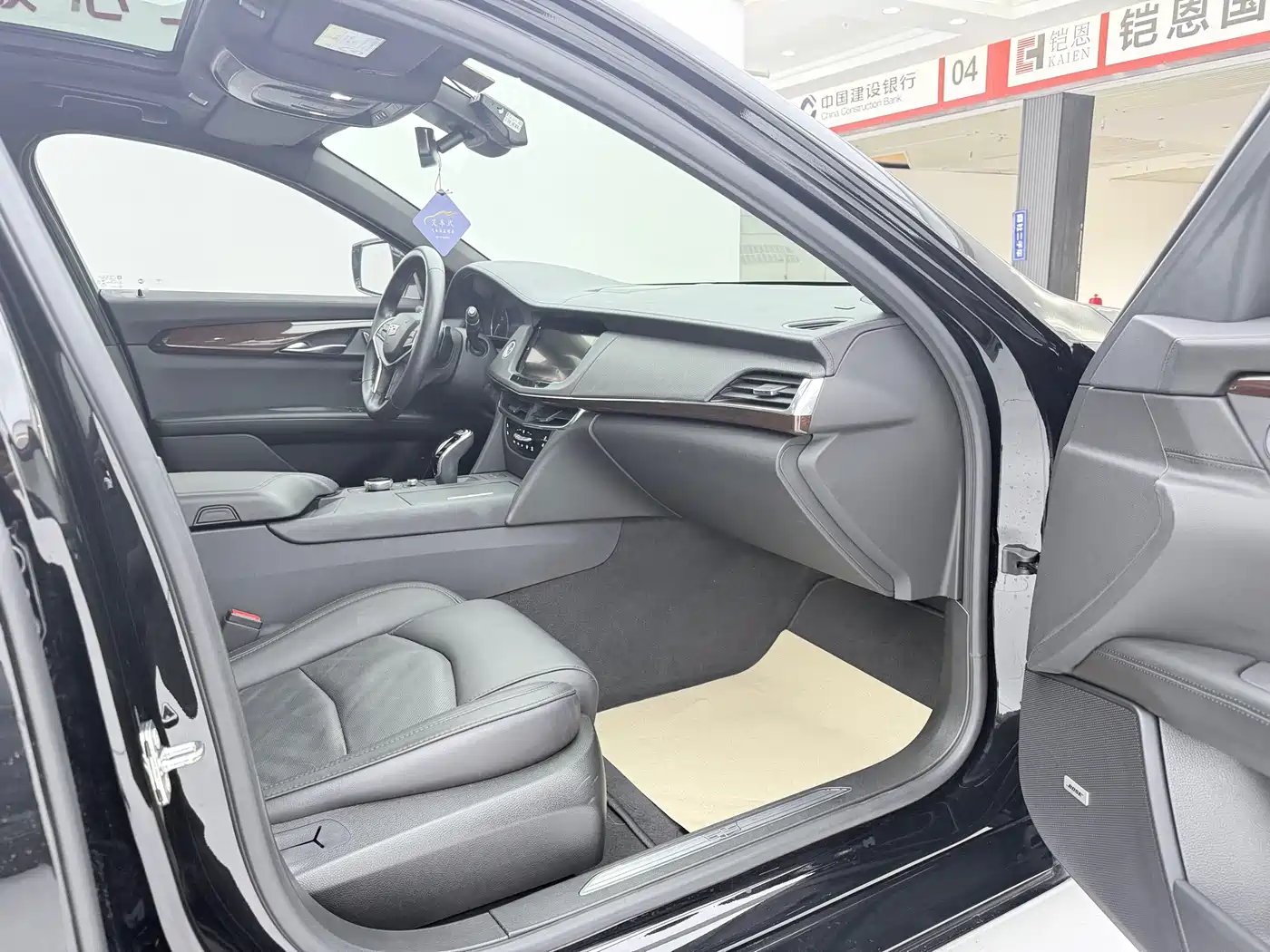 Cadillac CT6 2022 28T Style фото 9