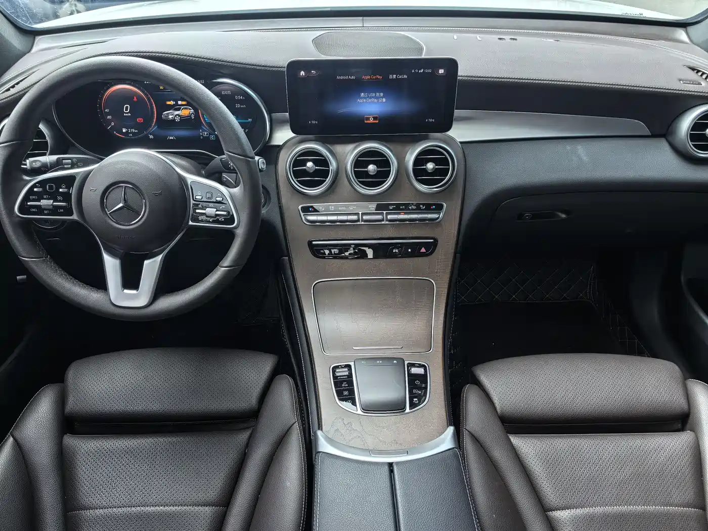 Mercedes-Benz GLC 2022 Model GLC 300 L 4MATIC Dynamic Edition фото 15