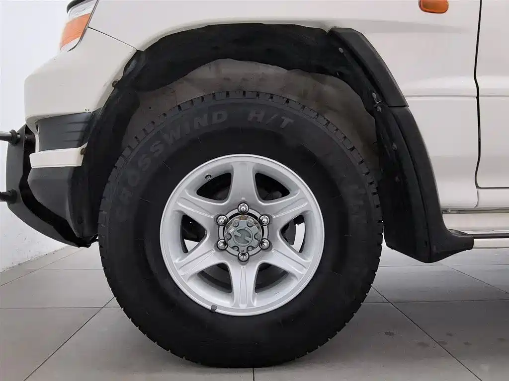 Leopaard Liebao Q6 2015 2.4L Manual 4WD Excellence фото 17
