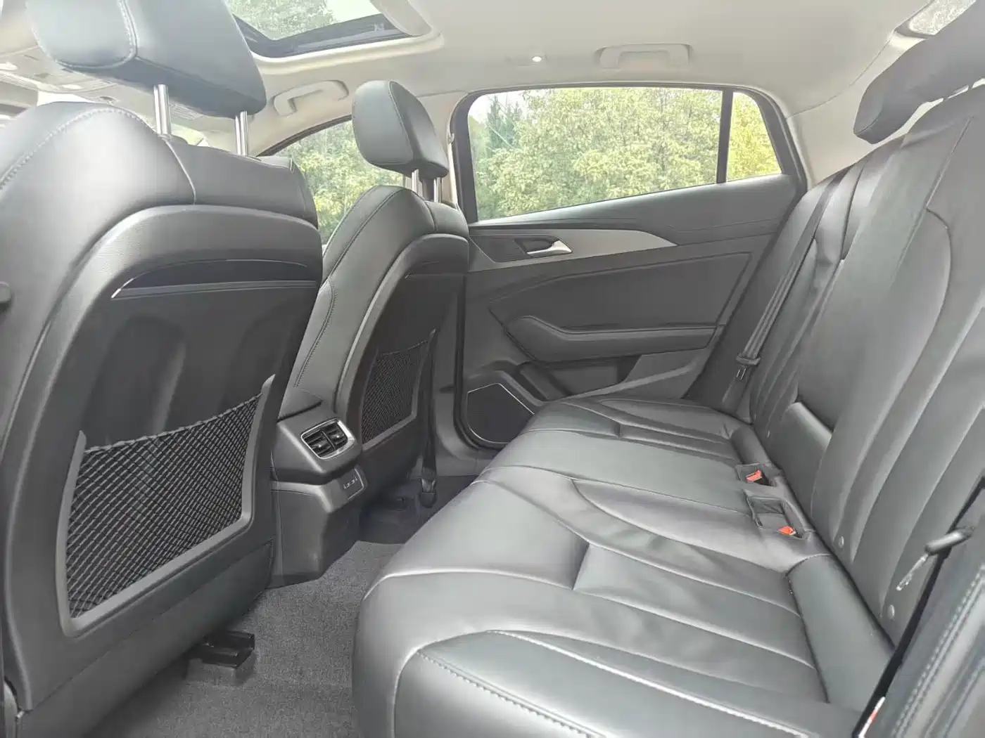 Hongqi H5 2020 1.5T DCT Qi Rhythm Edition фото 8