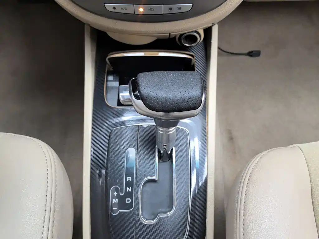 Photo 13 - Buick Excelle