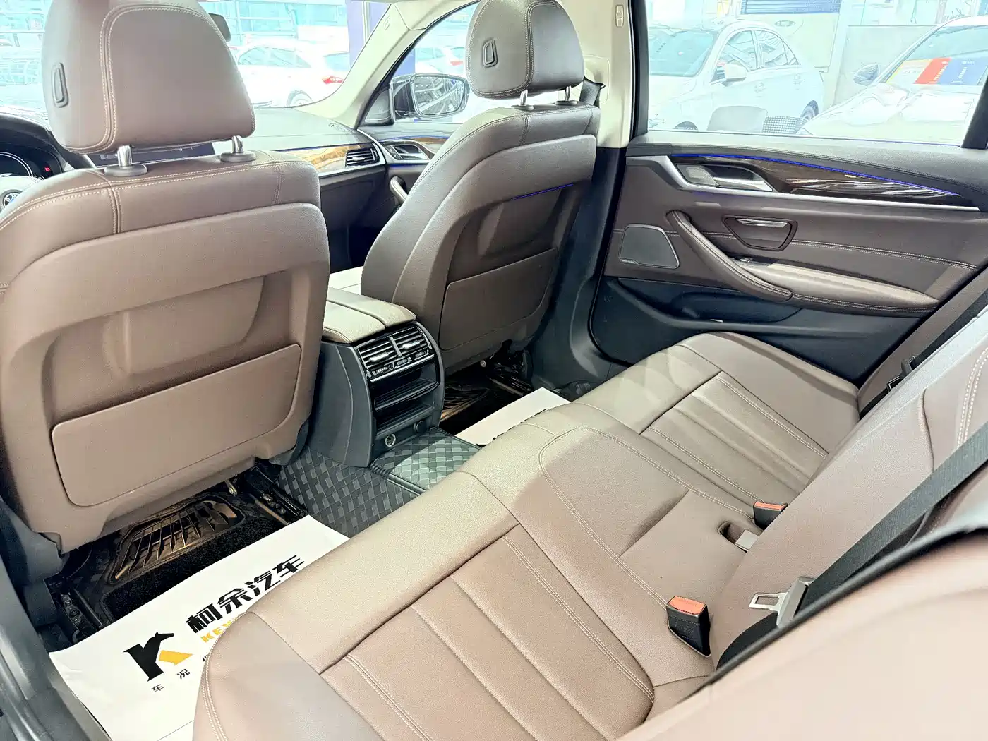 BMW 5 Series 2018 525Li Luxury Package фото 9