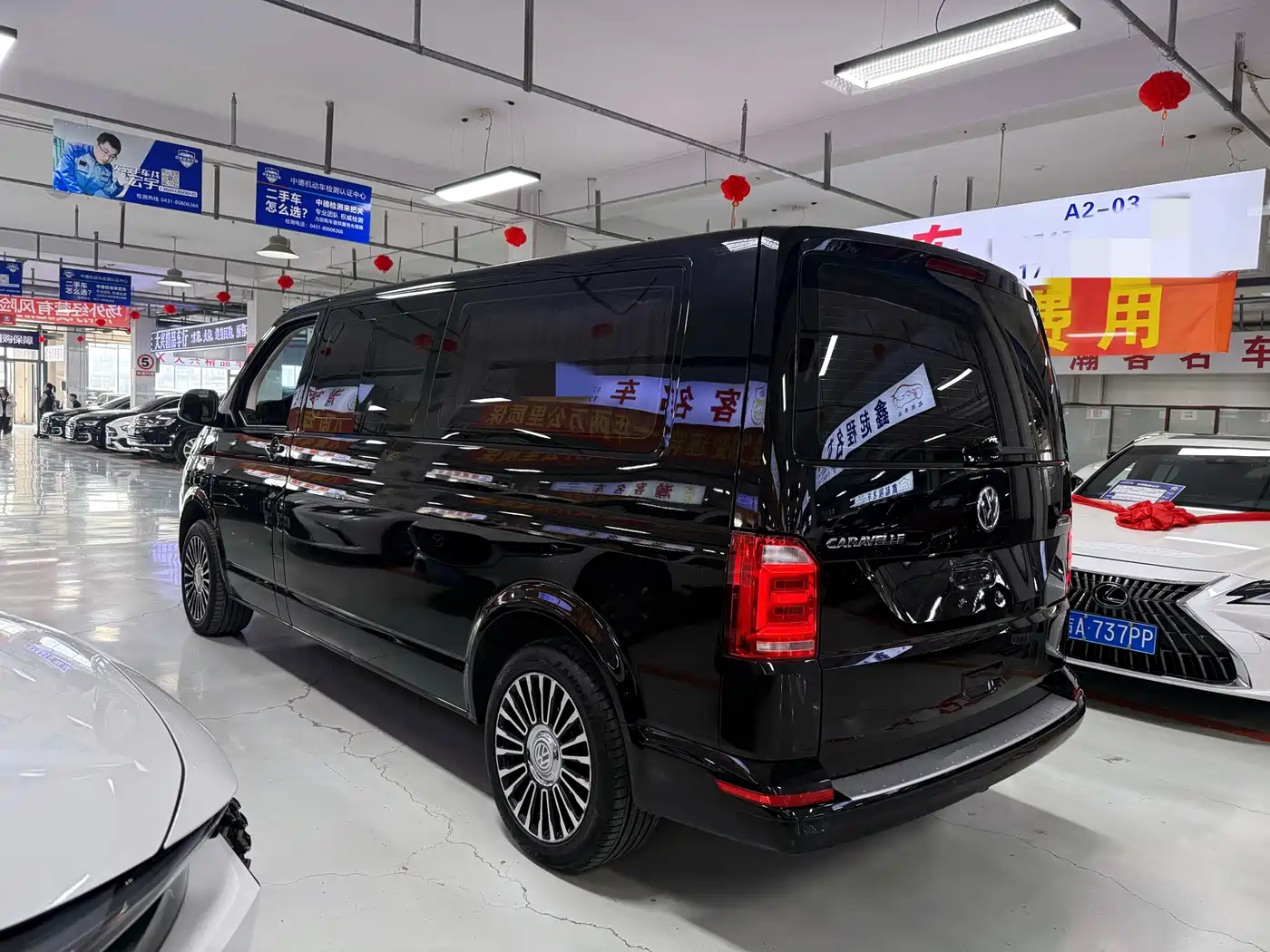 Volkswagen Caravelle 2019 2.0TSI 4WD Comfort 7-seater фото 6