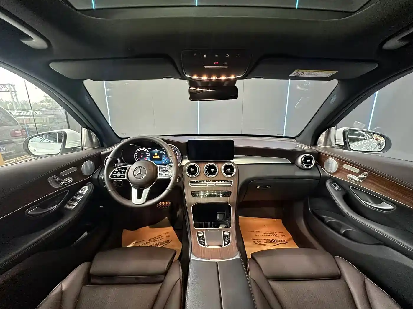 Mercedes-Benz GLC 2021 GLC 300 L 4MATIC Sporty фото 9