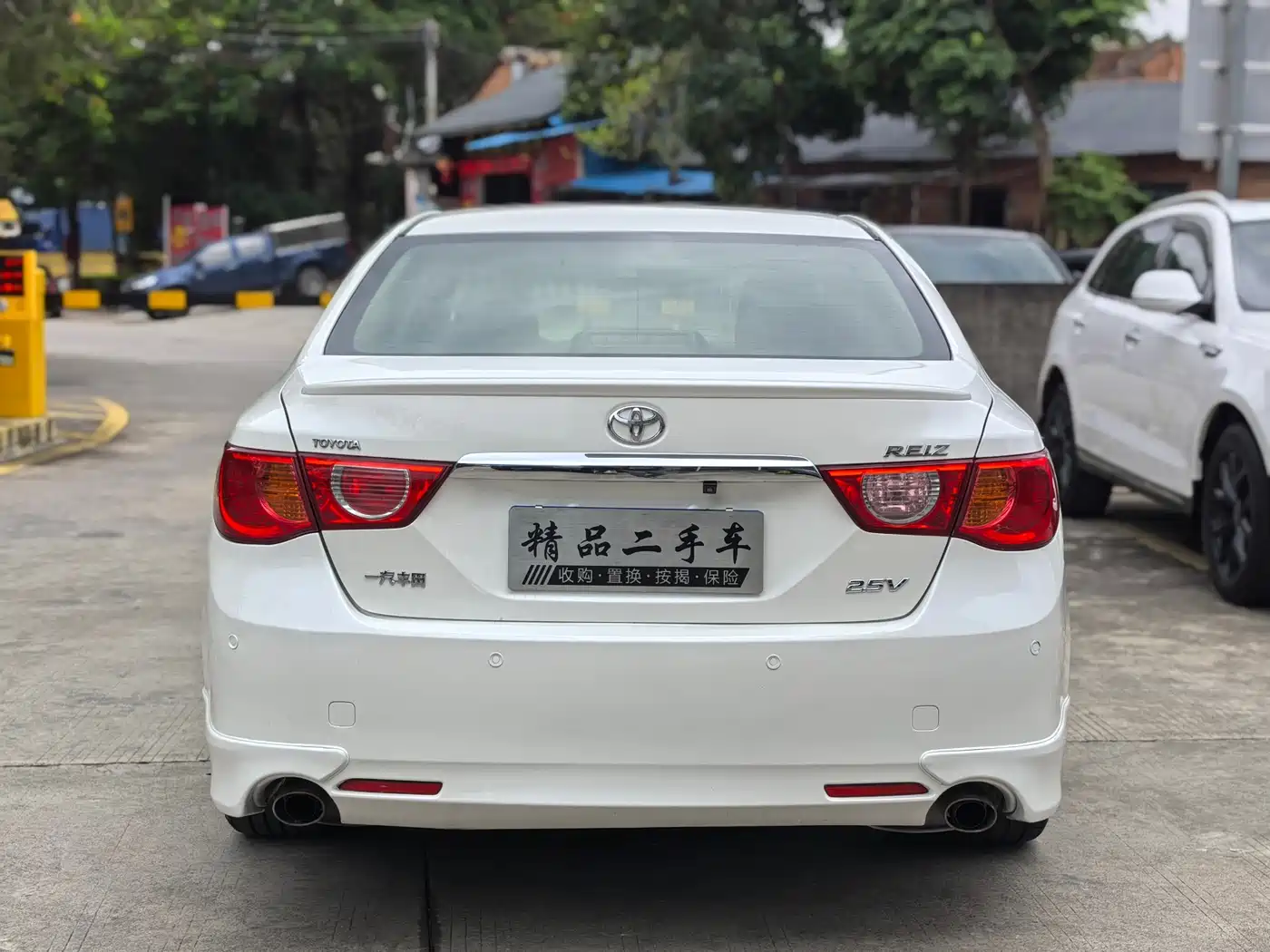 Toyota Reiz 2012 2.5V Grace Elite Styling Edition фото 8