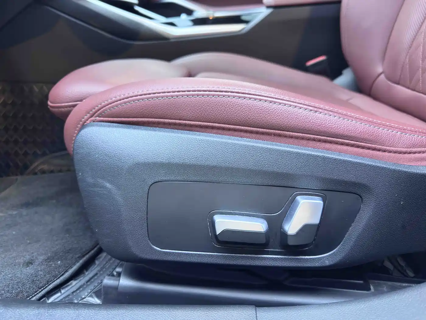 BMW 3 Series 2023 320Li M Sport Package фото 17