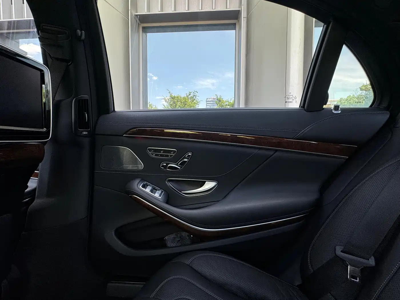 Mercedes-Benz S-Class AMG 2016 AMG S 63 L 4MATIC фото 17