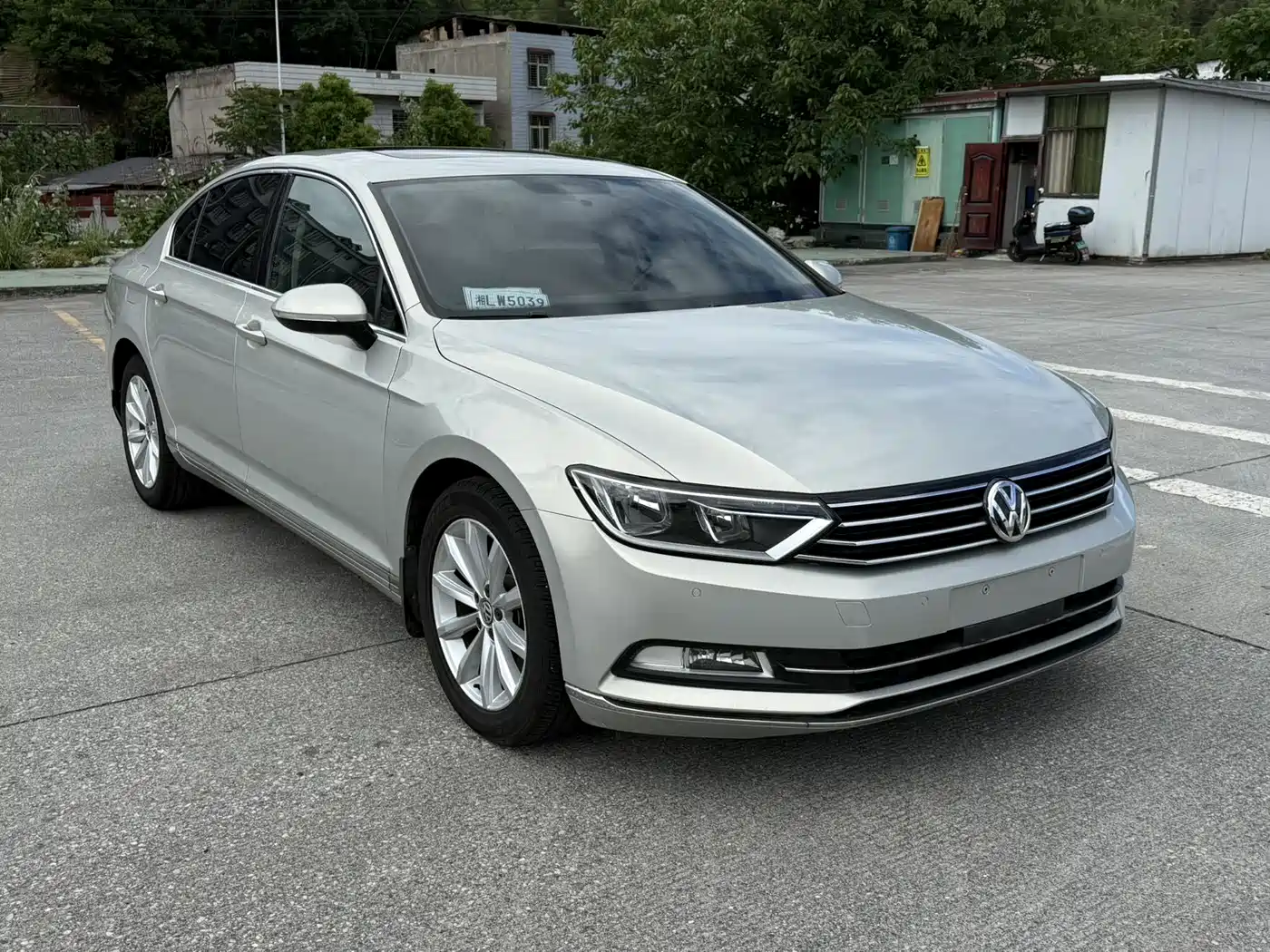 Volkswagen Magotan 2017 330TSI DSG Leading фото 3