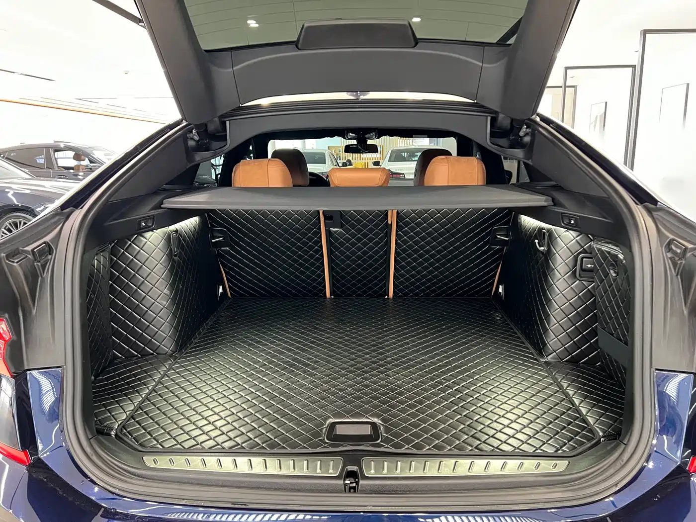 BMW 6 Series GT 2024 630i M Sport Ultimate Package фото 23