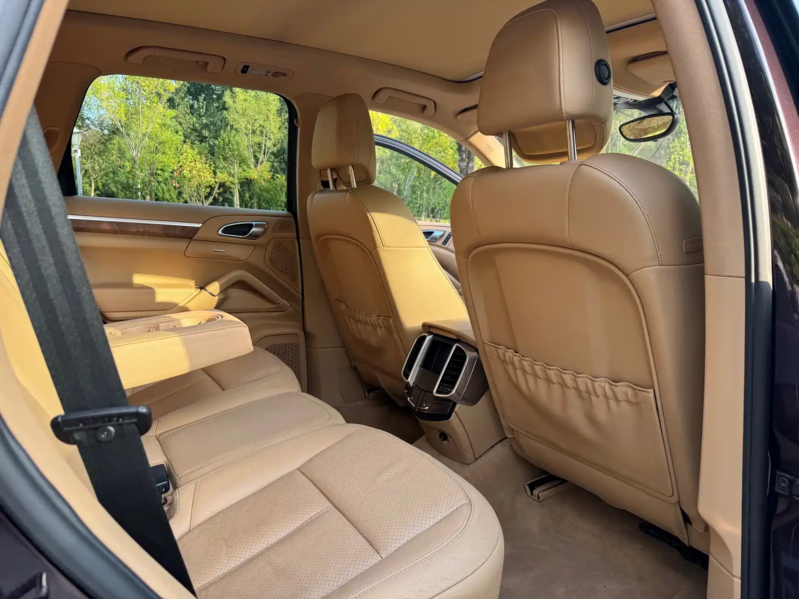 Photo 15 - Porsche Cayenne