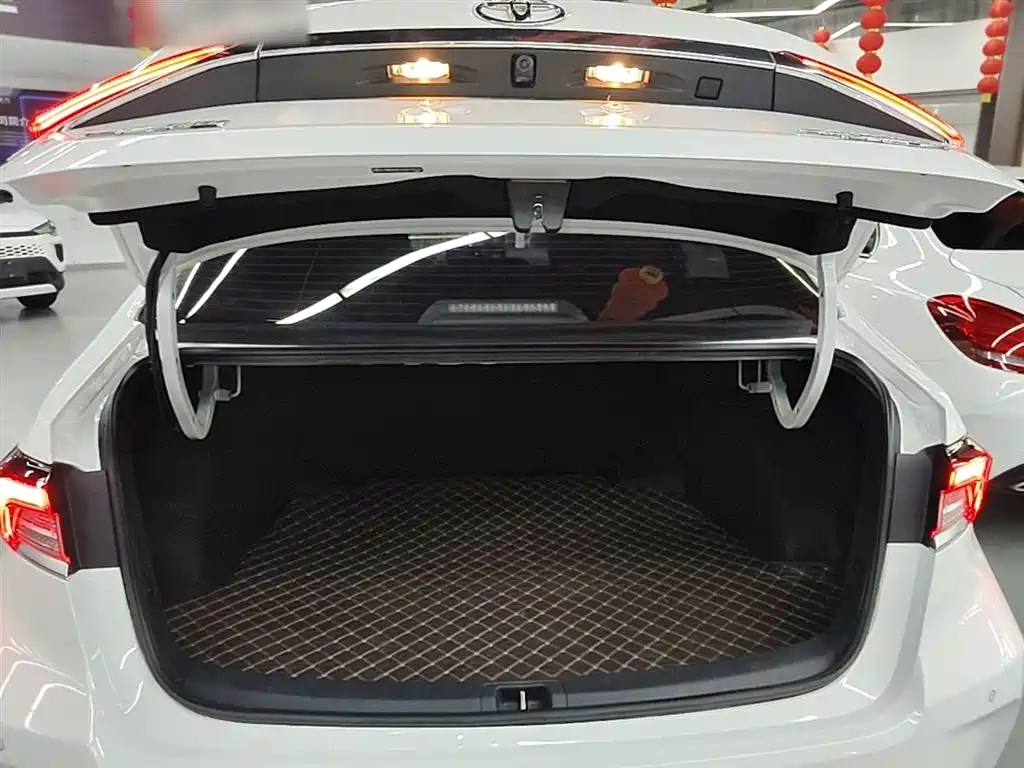 Toyota Corolla 2024 Model 1.8L Smart Hybrid Elite Edition фото 19