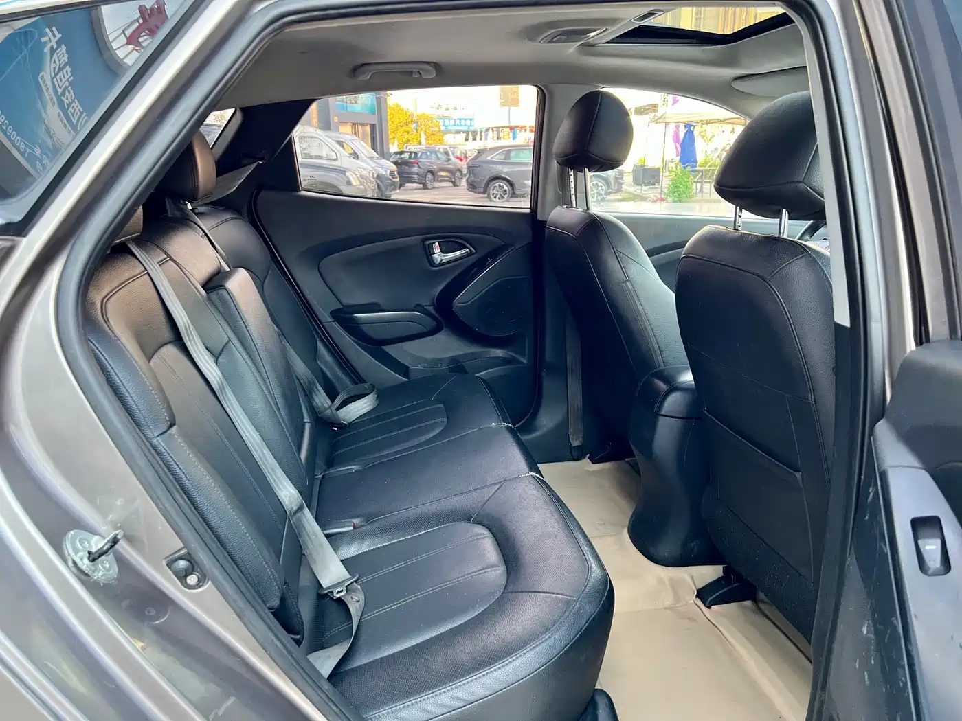 Hyundai Beijing Hyundai ix35 2013 2.0L Auto 2WD Smart GLS China IV фото 12