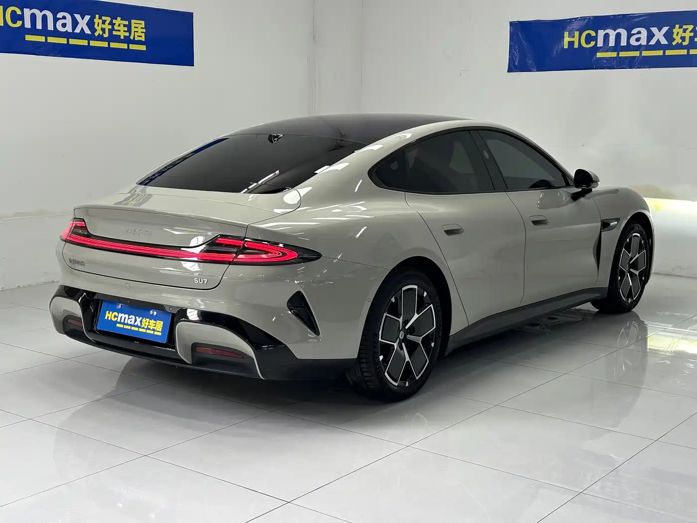 XIAOMI CAR XIAOMI SU7