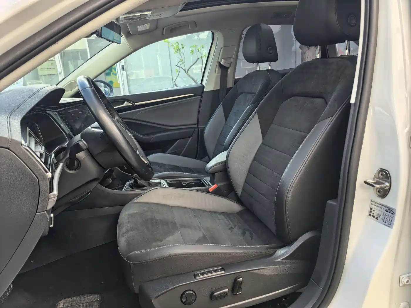Volkswagen Sagitar, миниатюра 13