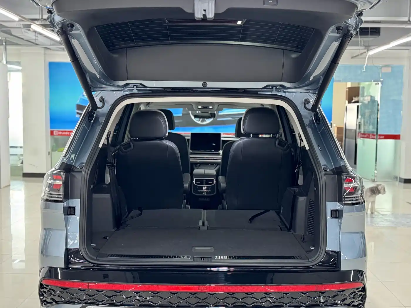 Volkswagen Talagon 2025 450TSI R-Line 6-Seater фото 12