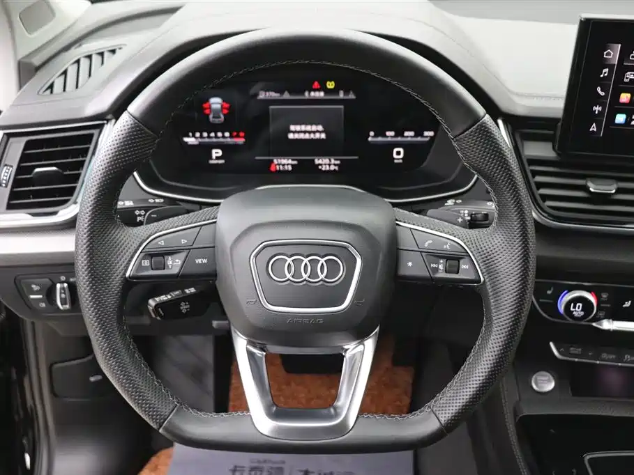 Audi Q5L 2022 45T Luxury Dynamic фото 16