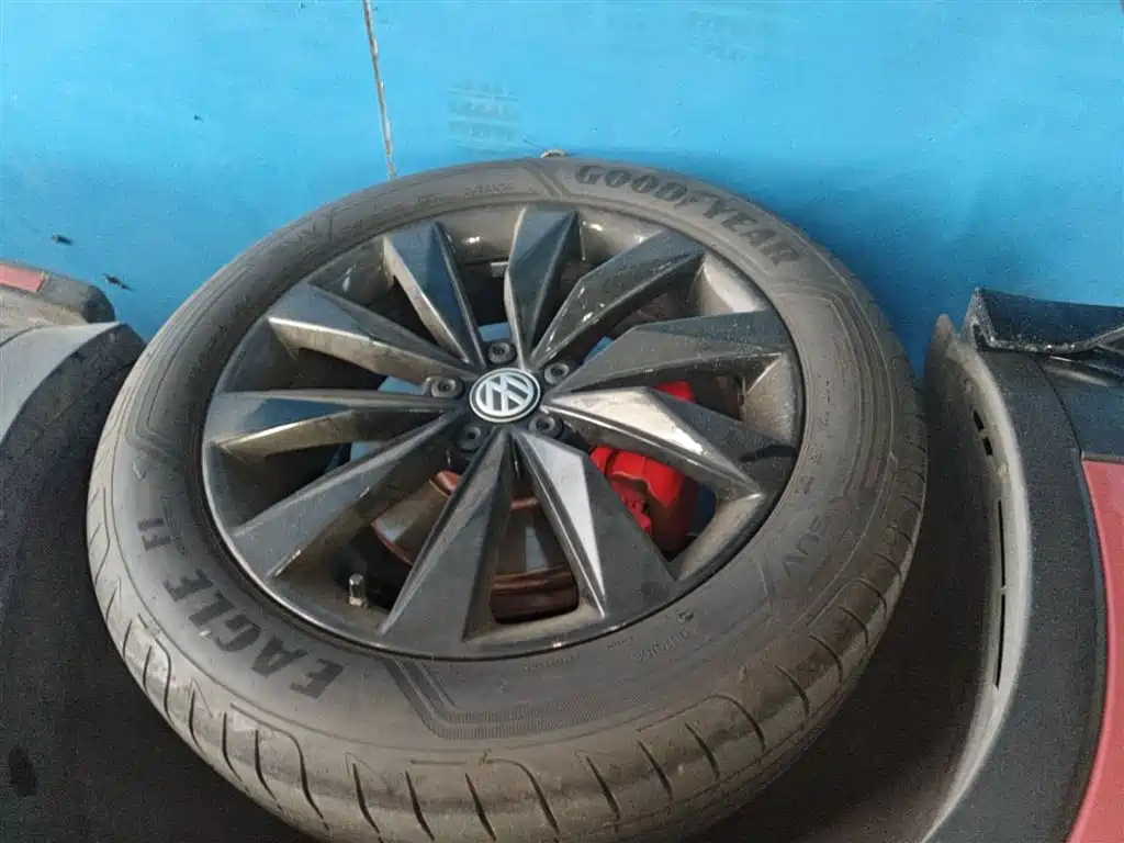 Volkswagen Tayron 2020 330TSI 2WD Luxury Smart Edition Pro фото 23