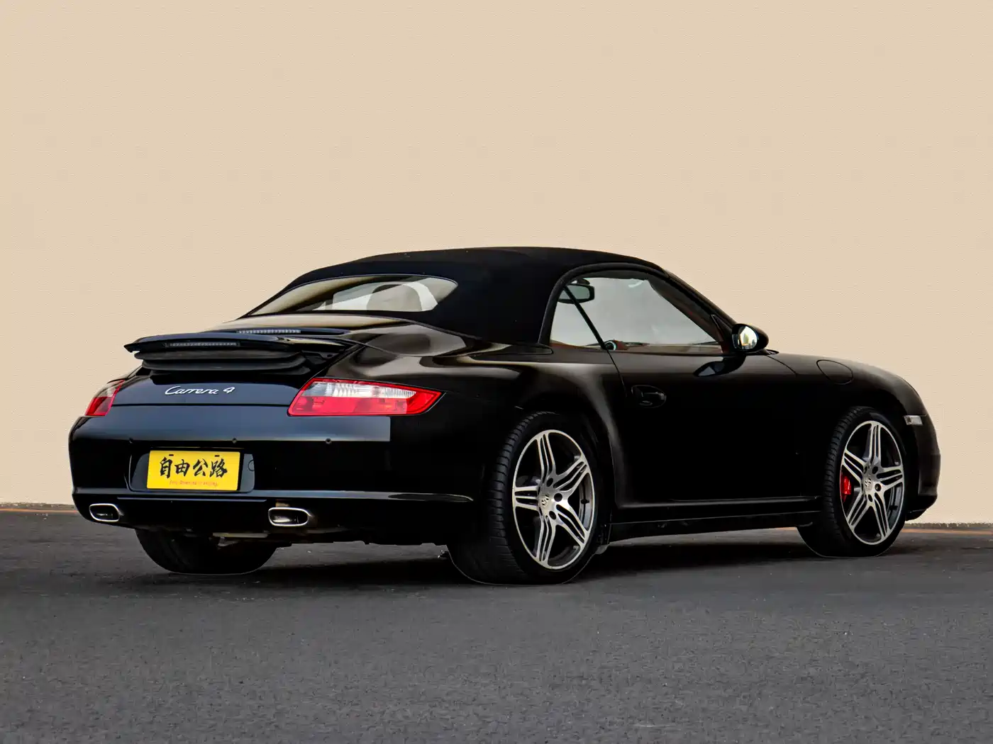 Porsche 911 2006 Carrera 4 Cabriolet AT 3.6L фото 16
