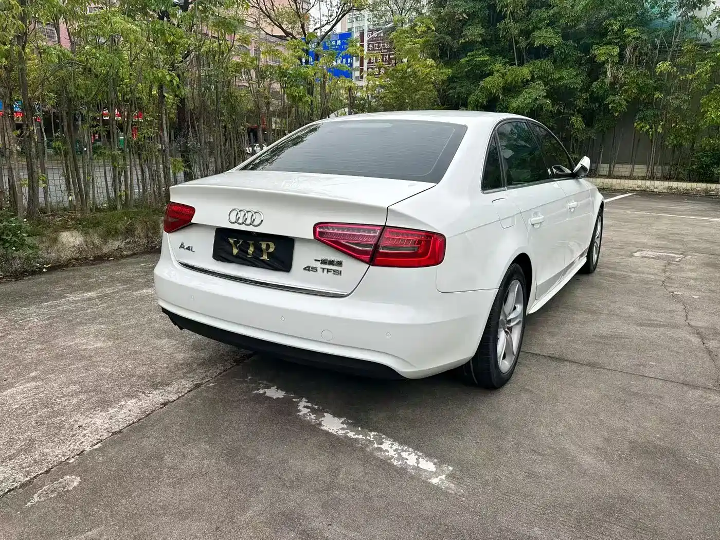 Audi A4L 2015 35 TFSI Auto Standard фото 9