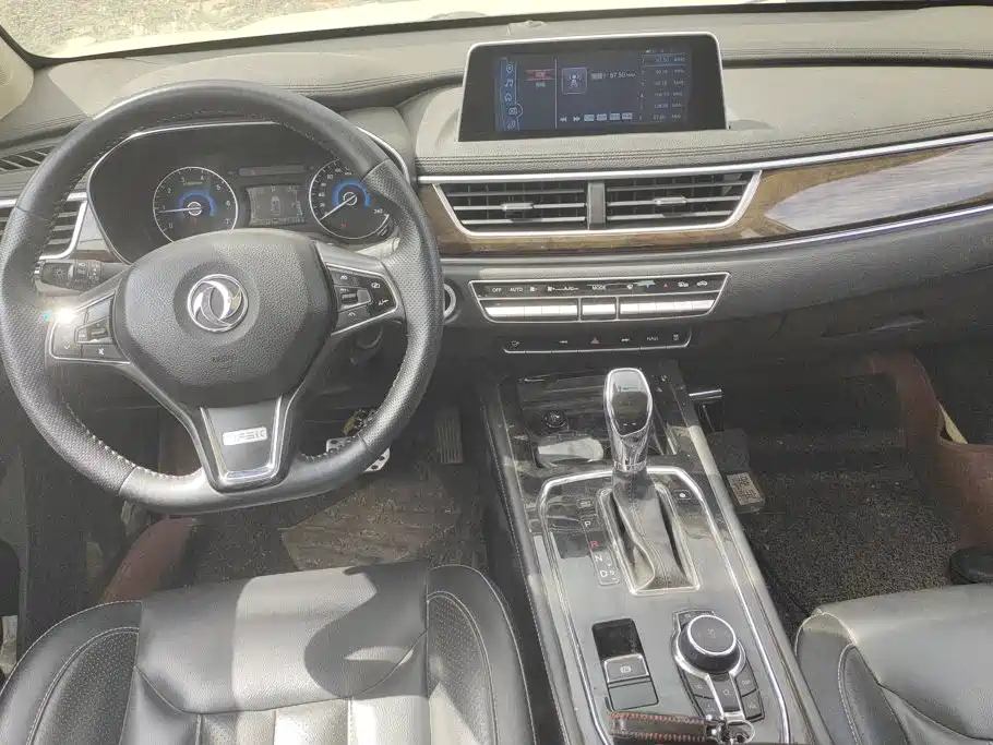 Dongfeng Fengguang Fengguang 580 2018 2017 1.5T CVT Smart Edition