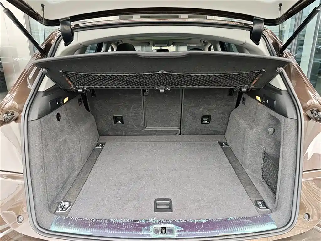 Audi Q5 2017 Plus 40 TFSI Technology фото 9