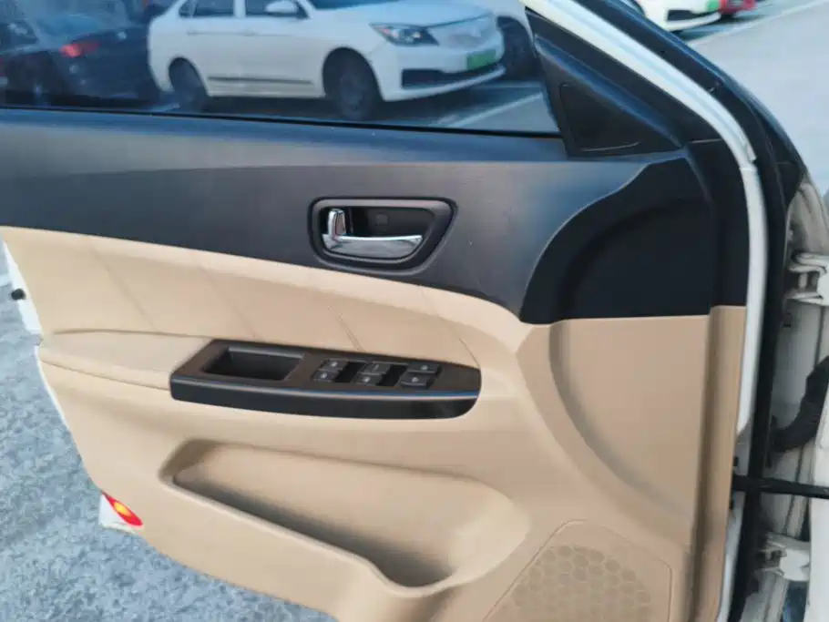 Changan Eado 2016 2015 1.6L Automatic Luxury