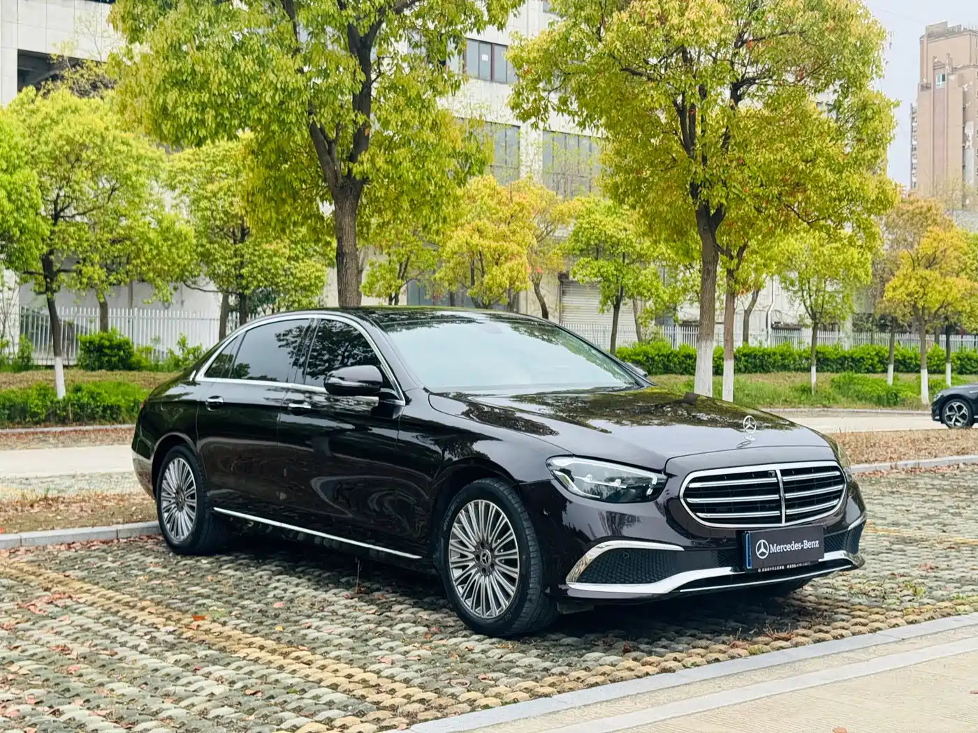  E CLASS