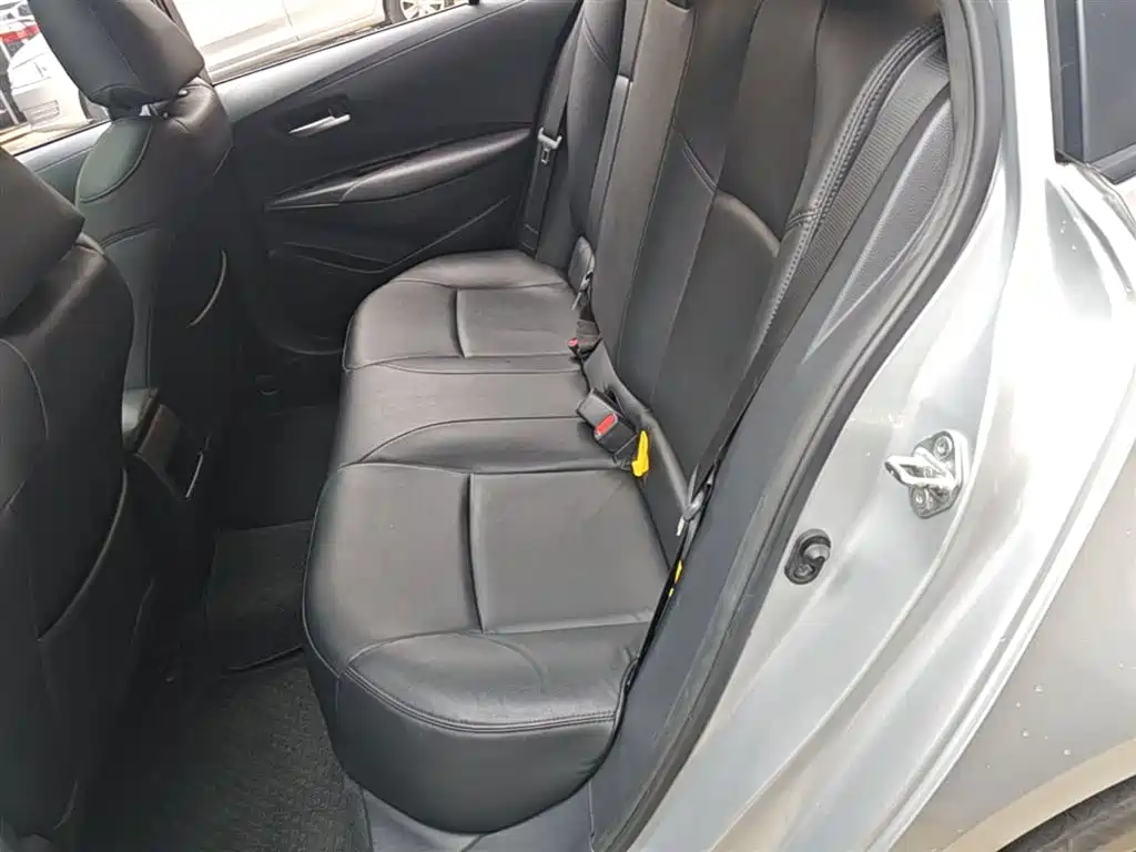 Toyota Corolla 2021 1.2T S-CVT Elite PLUS Edition фото 17