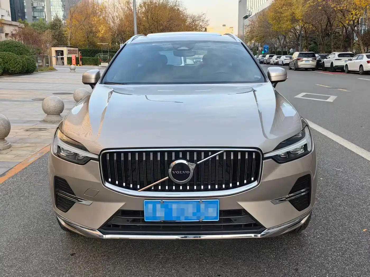 VOLVO XC60