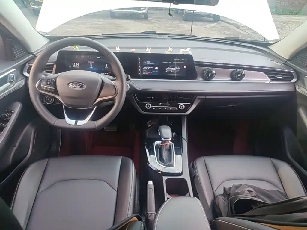 Ford Escort 2022 2021 1.5L Automatic Diamond Edition