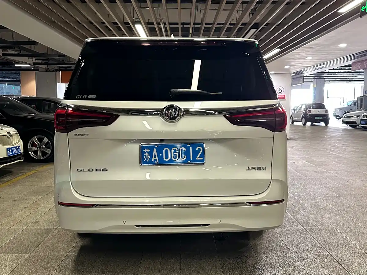 Buick GL8 2021 ES Landlord 653T Comfort фото 15