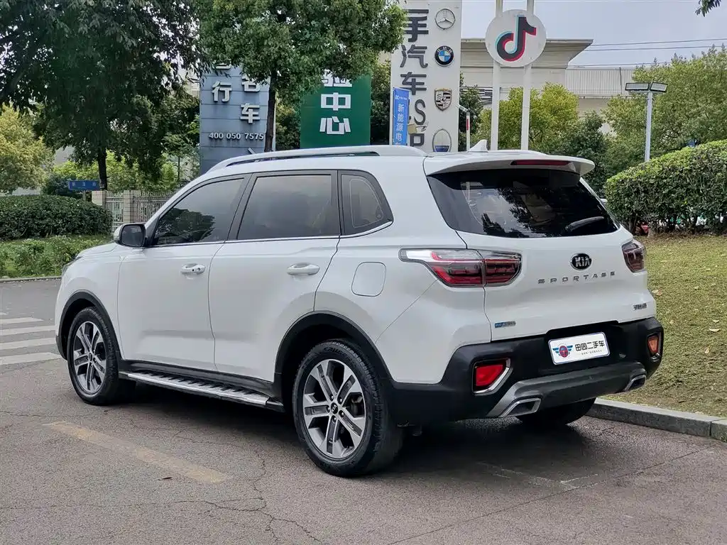 Kia Sportage 2019 2.0L Automatic Smart Luxury Edition фото 4
