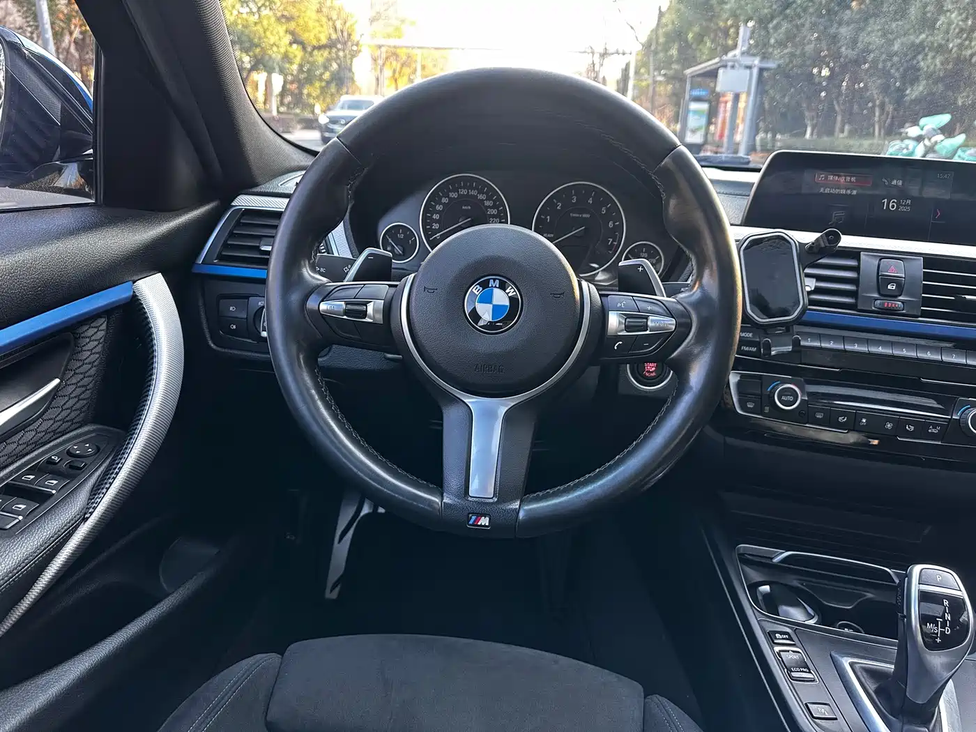 Photo 11 - BMW 3 Series