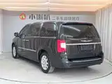 Фото 24 - Chrysler Pacifica