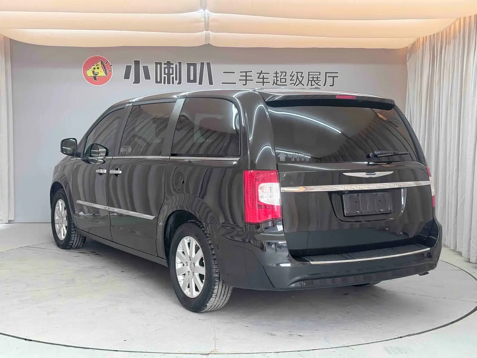 Фото 24 - Chrysler Pacifica