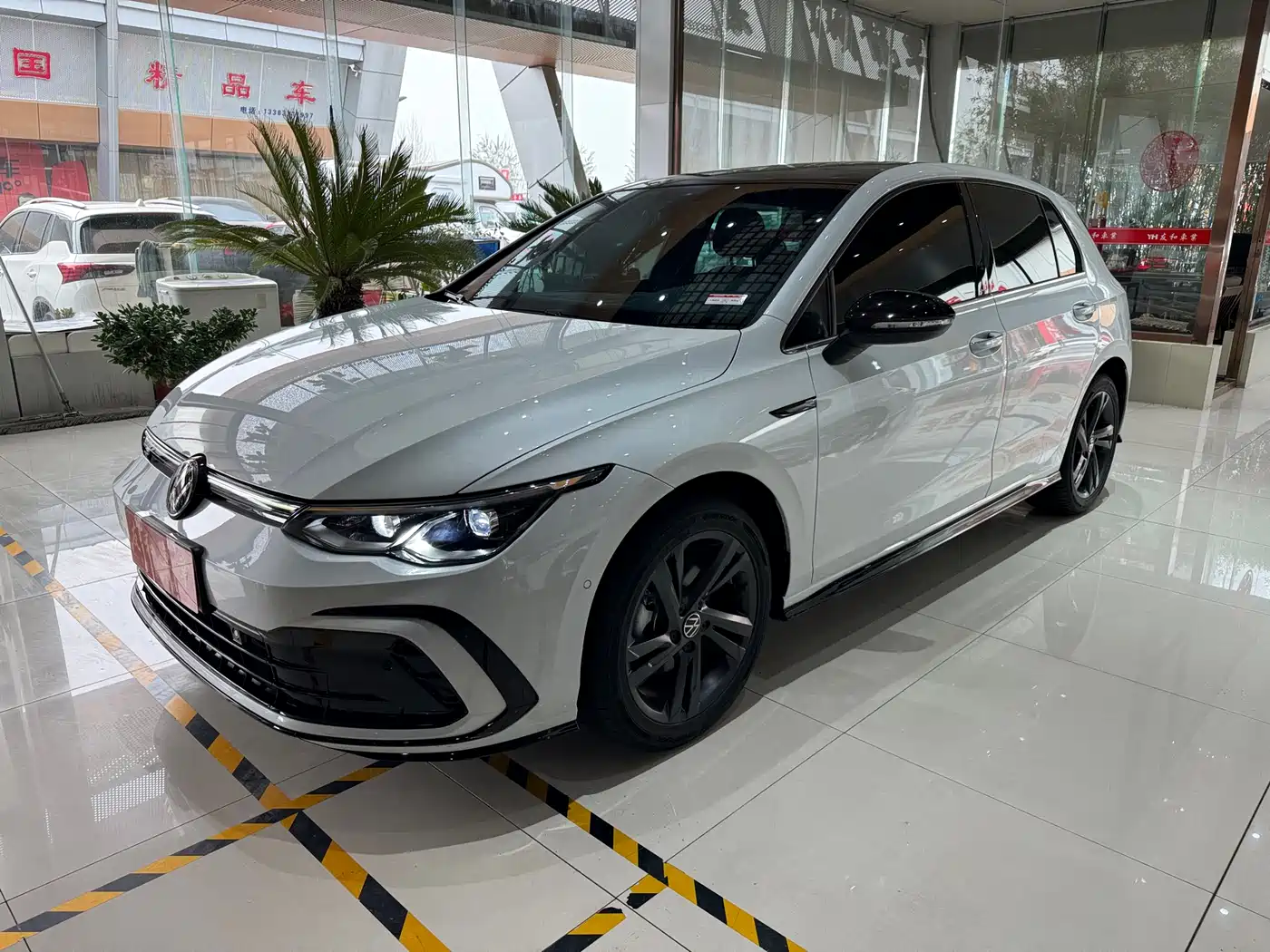 Volkswagen Golf 2023 280TSI DSG R-Line Lite
