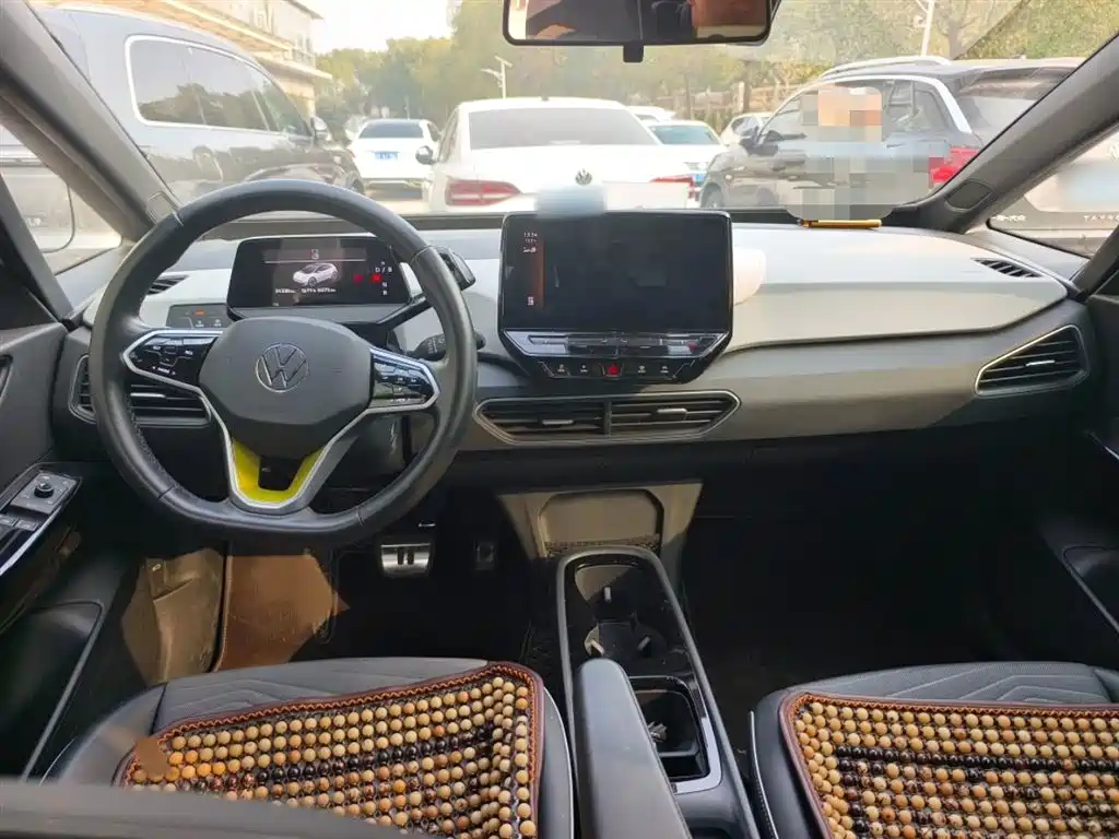 Volkswagen ID.3 2023 Pure Smart Edition фото 13