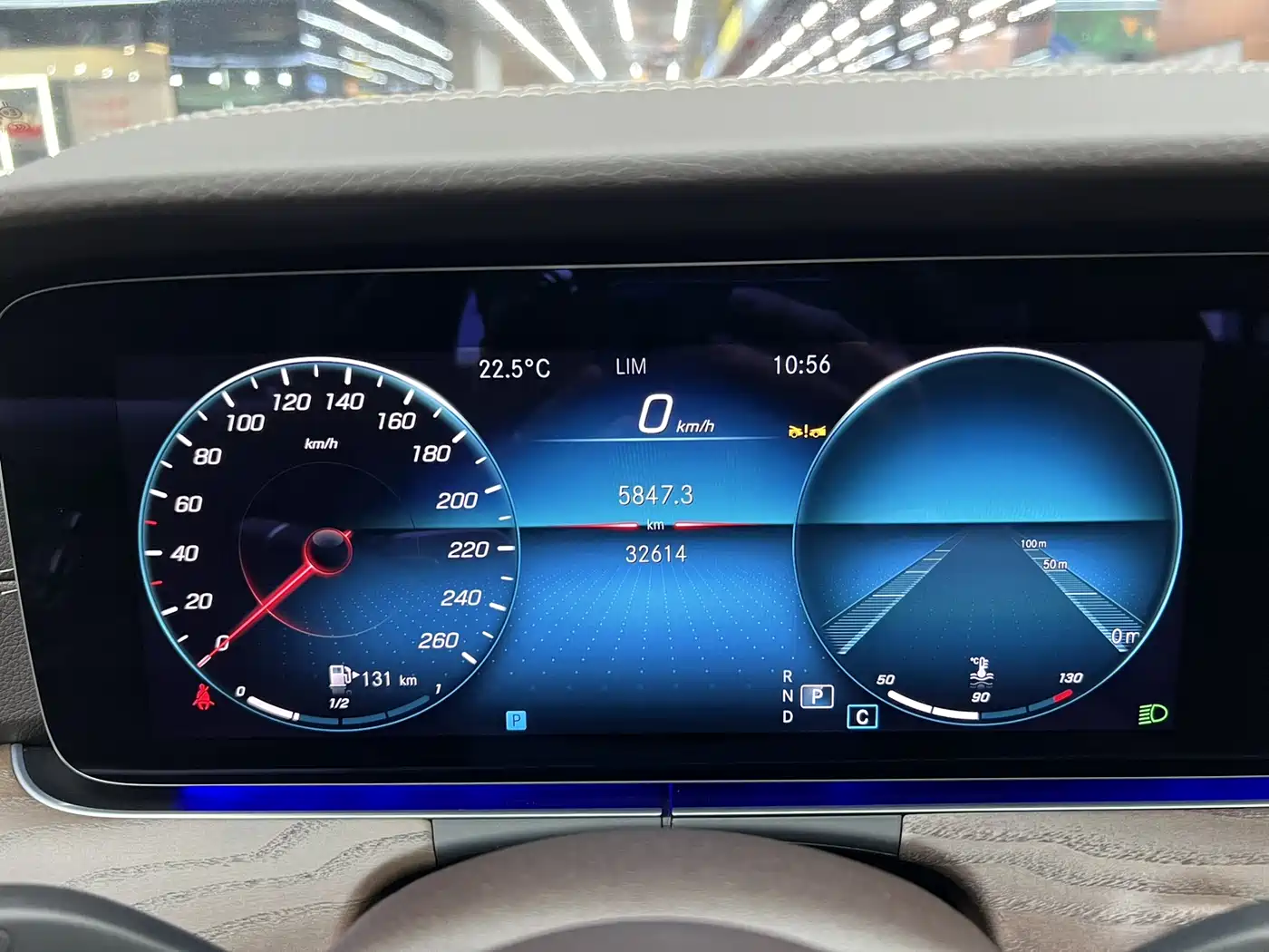 MERCEDES-BENZ E CLASS