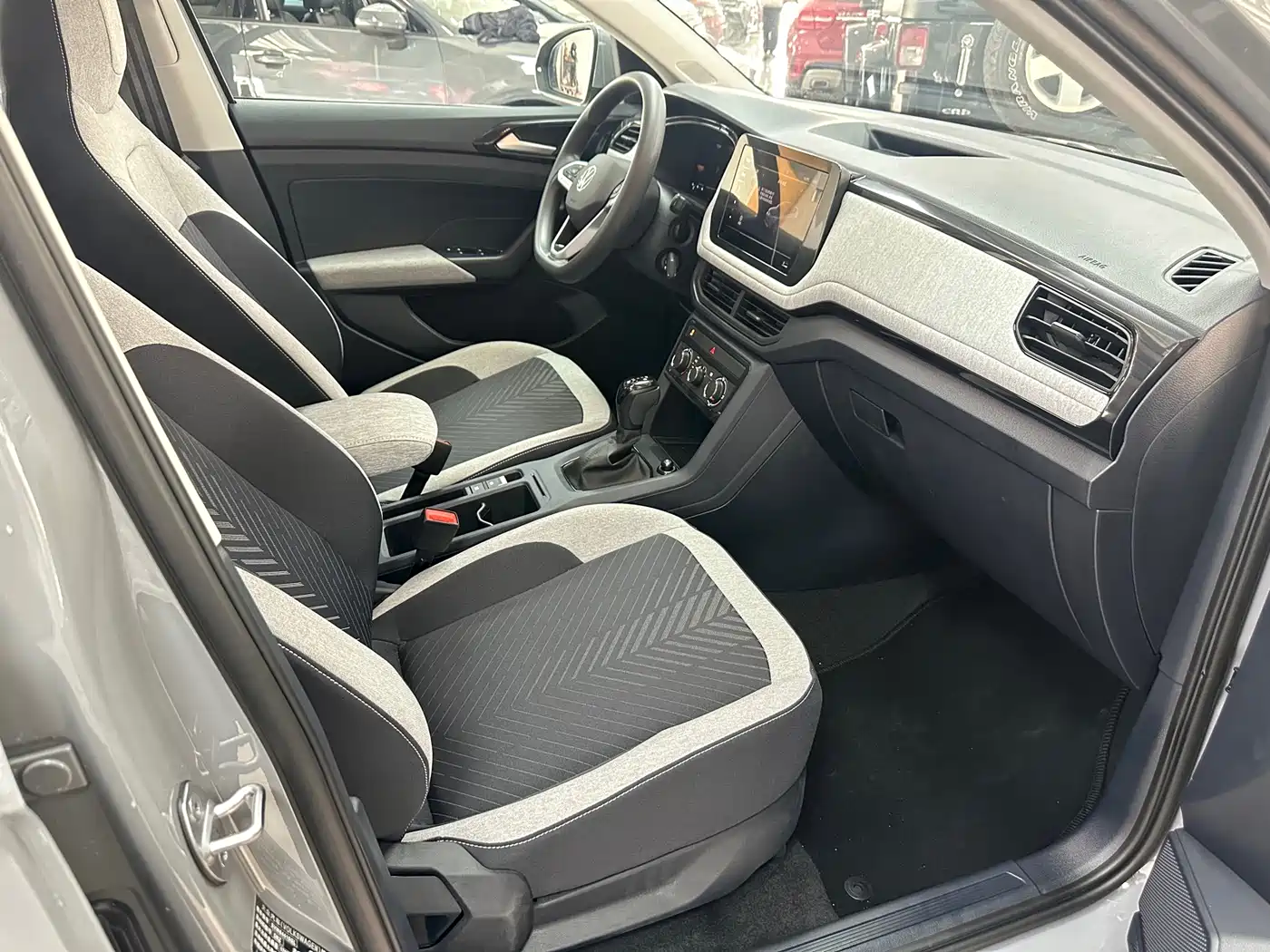 Volkswagen Tharu 2026 New Sharp 1.5L Advance Edition фото 6