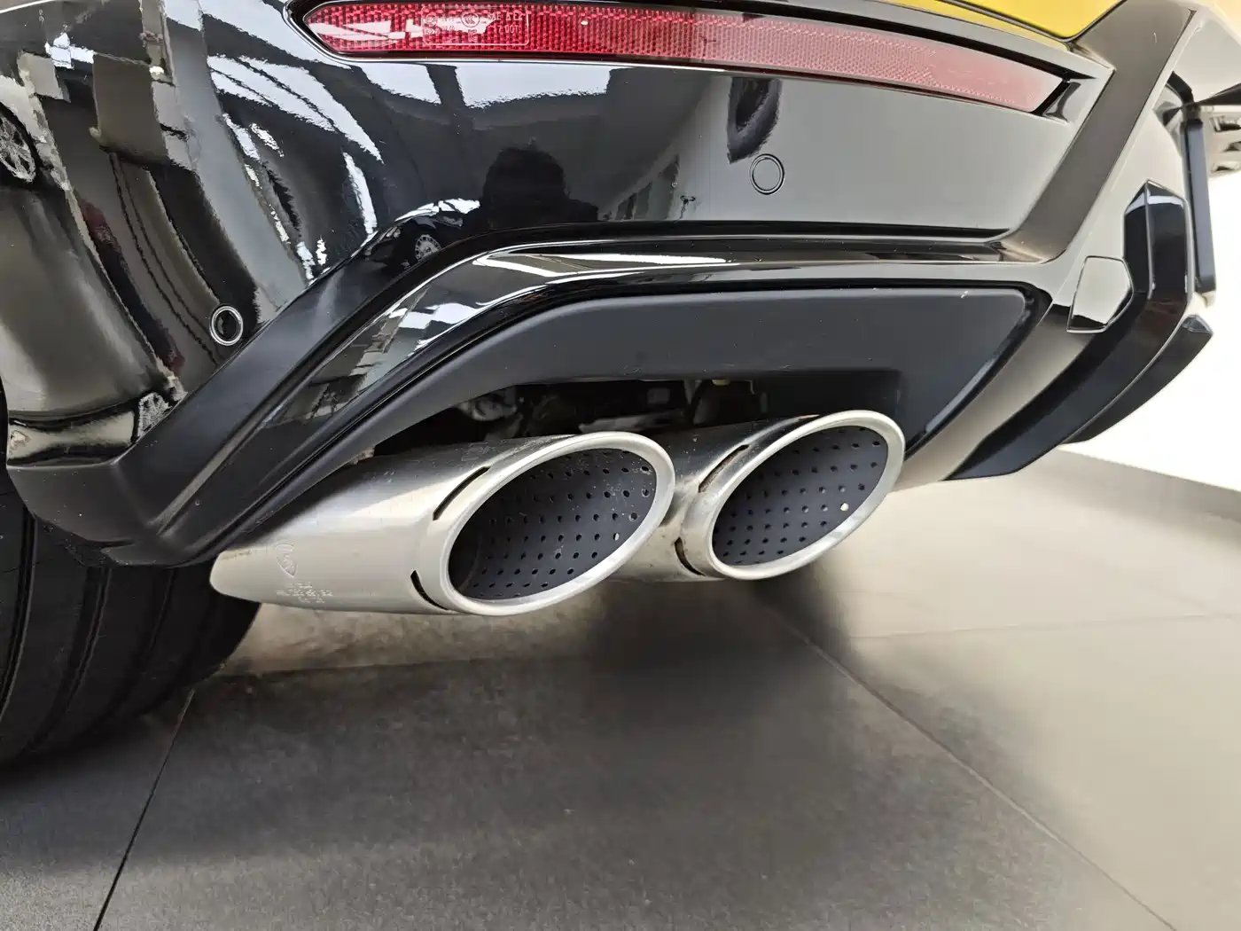 Lamborghini Urus SE 2026 2025 4.0T Standard Edition
