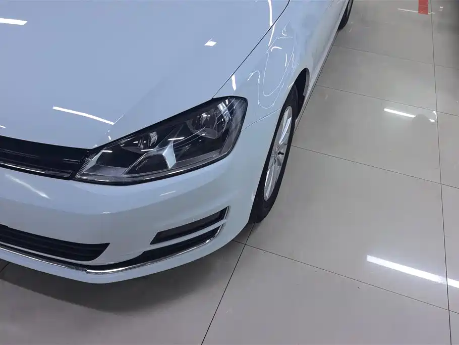 Volkswagen Golf 2016 1.6L Manual Fashion фото 5