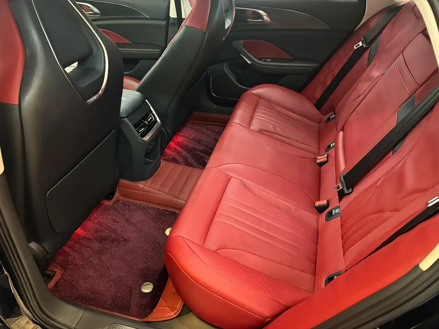 Hongqi H6 2023 2.0T Comfort Edition фото 7