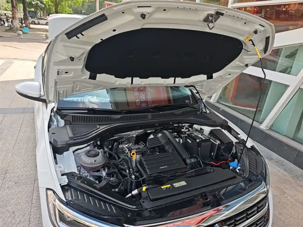 Volkswagen Sagitar 2023 Model Year 200TSI DSG Surpass Edition фото 19