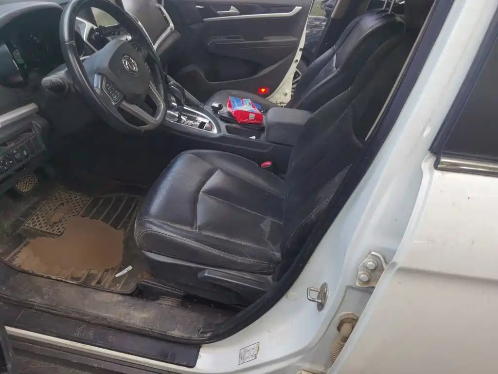 Dongfeng Aeolus Dongfeng Fengshen AX7 2016 2015 2.0L Automatic Smart Ease