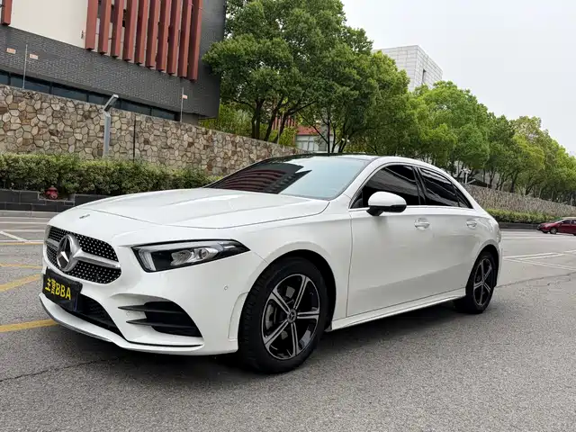 MERCEDES-BENZ A CLASS