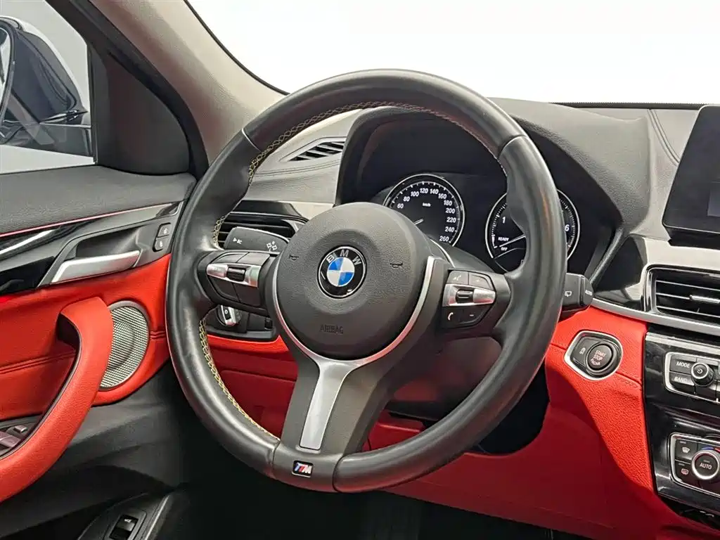 BMW X2 2023 sDrive25i M Off-Road Package фото 22