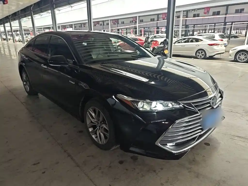 Toyota Avalon 2019 Hybrid 2.5L Luxury Edition China VI фото 4