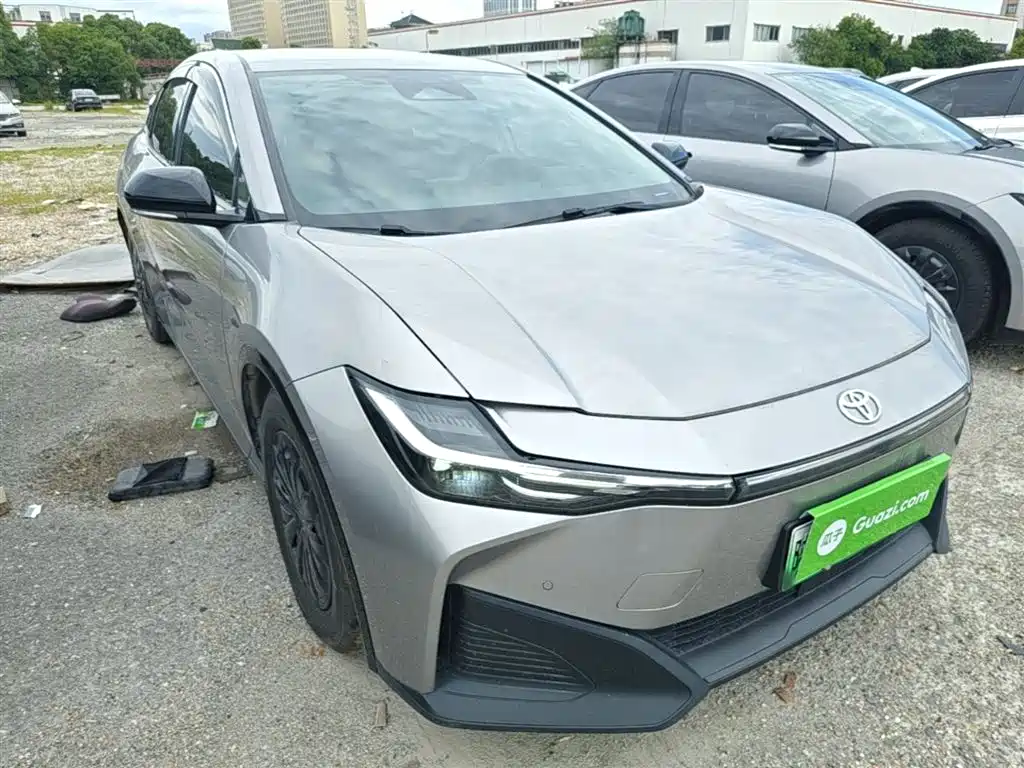 Toyota bZ3 2024 517km Elite PRO фото 4