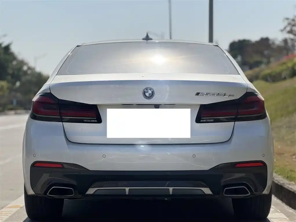 BMW 5 Series New Energy 2021 535Le M Sport Package фото 5
