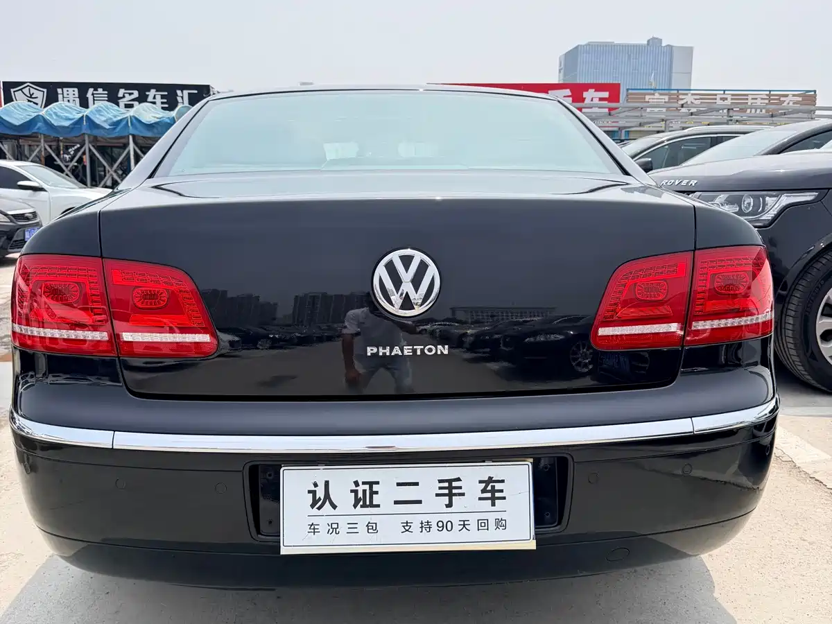 Volkswagen Phaeton 2011 3.6L V6 5-Seater Extended Comfort фото 5